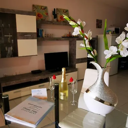 アパート Ocean View アデヘ