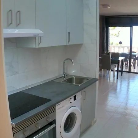 アパート Ocean View アデヘ